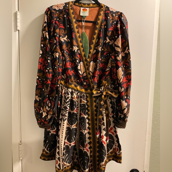 FARM Rio Tapestry Garden Multicolor V Neckline Mini Dress - Picture 12 of 12